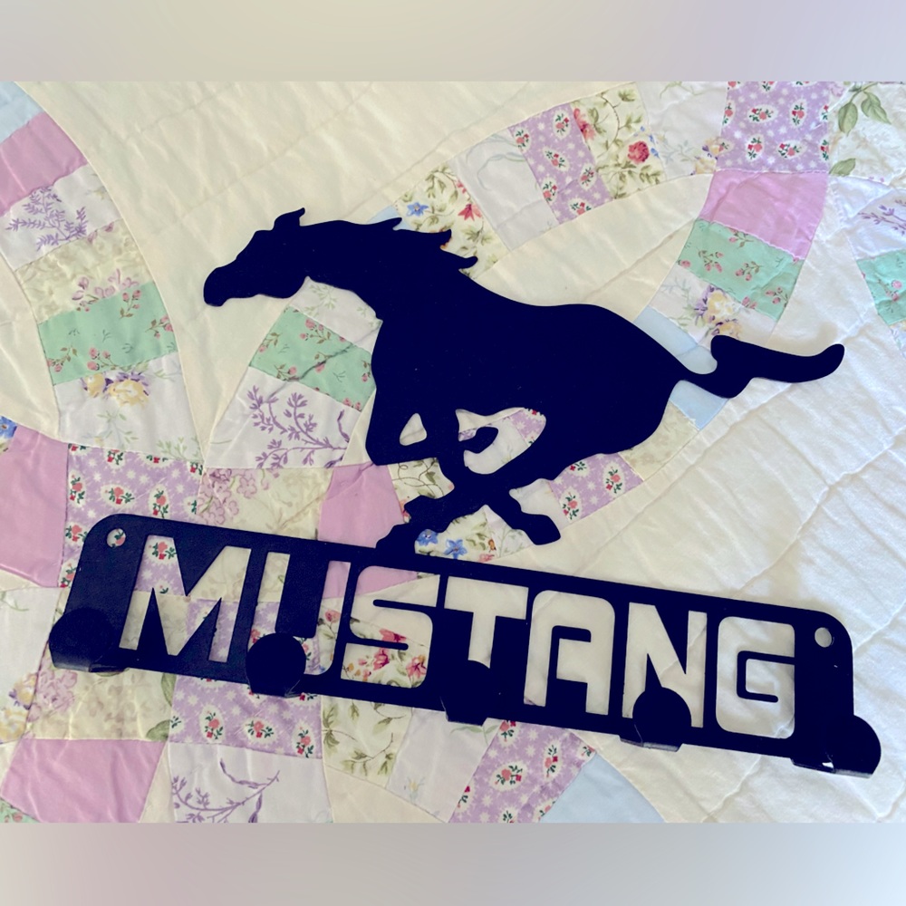 🐎 FORD MUSTANG | METAL KEY RACK